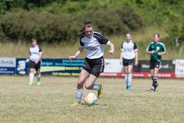 Bild 167 - wBJ TuRa Meldorf/Buesum - JFV Luebeck : Ergebnis: 1:0